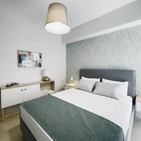 Urban Hive Chania, Your Basecamp - Fiber Wifi Χανιά