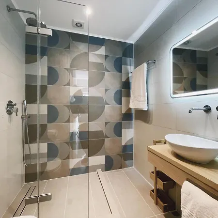 Apartament Urban Hive Chania, Your Basecamp - Fiber Wifi